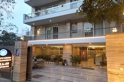 Haris Court Hotels and Banquets DLF Phase 3, Gurgaon