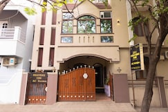 HEAVENS INN, Chennai