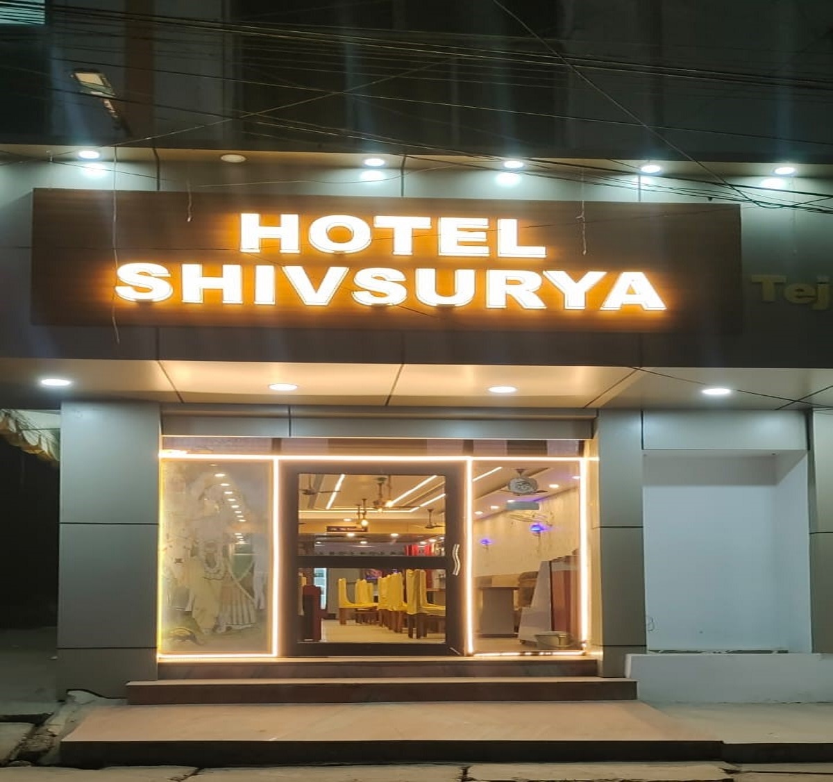 Hotel Shiv Surya - Tap to explore photos