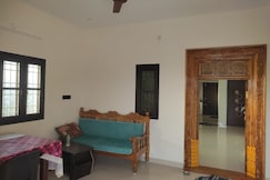 Thiruvannamalai mountain view home, Vellore