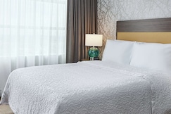 Home2 Suites by Hilton Chicago McCormick Place, Chicago