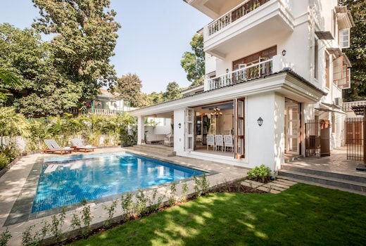 Lohonostays Villa Athena