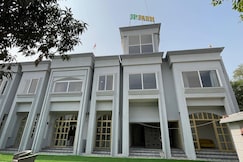 HOTEL J P FARM, Jhansi
