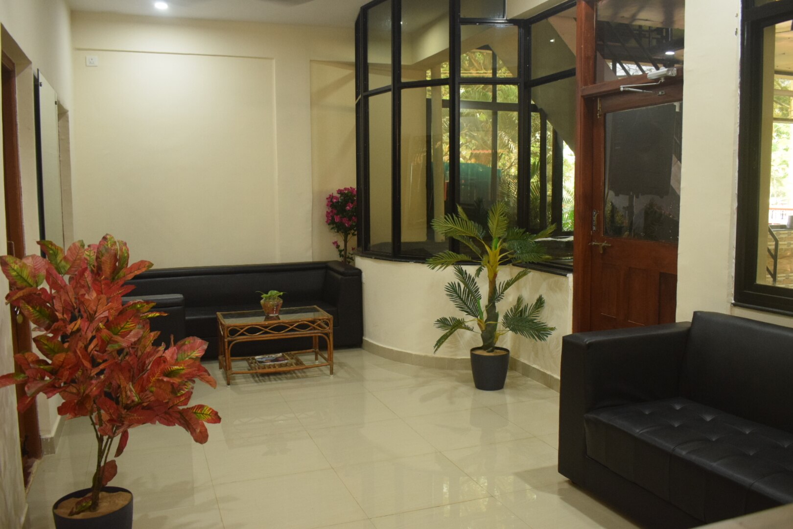 Sunset Cottages Baga Goa Goa Inr 885 Off 1 8 0 0 Resort