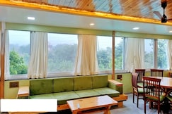 Beautifully Crafted 3BHK Homestay by Phoenix Stay, Igatpuri