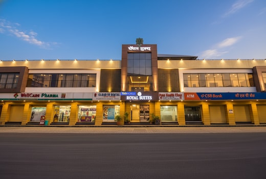 FabHotel Royal Suits - Nr. Mahadji Shinde Chhatri