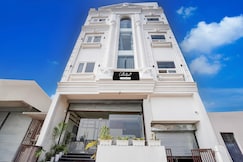 Super Collection O Prayagraj near IIITA, Prayagraj