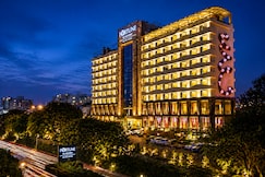 Fortune Select SG Highway, Ahmedabad - Member ITC Hotels' Group, Mansa, Gujarat