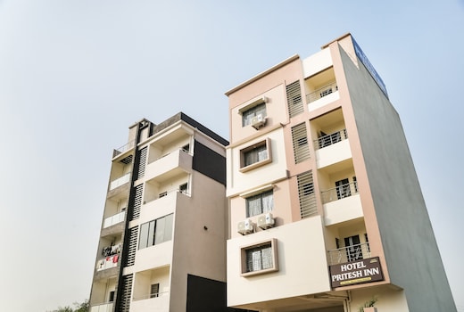 Super Hotel O Pritesh Inn