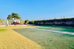Apple green luxury farm house, Gurgaon