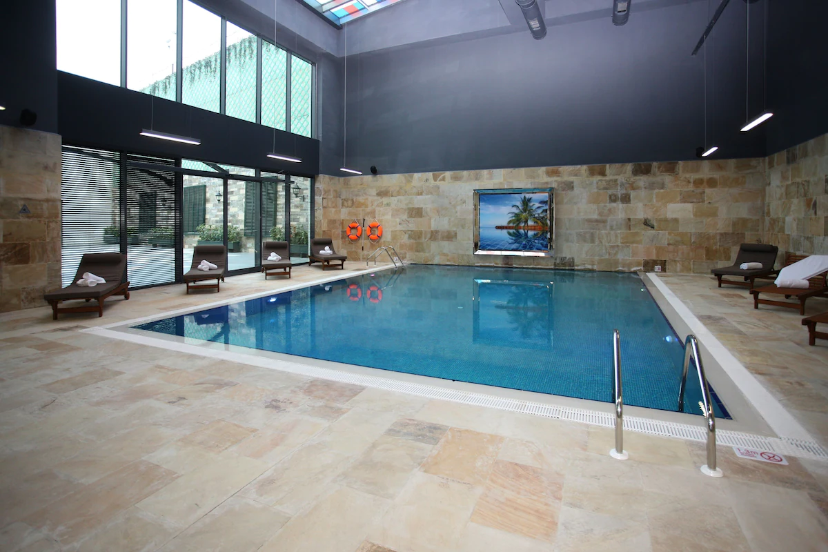 Crowne Plaza ISTANBUL - ORYAPARK - Tap to explore photos