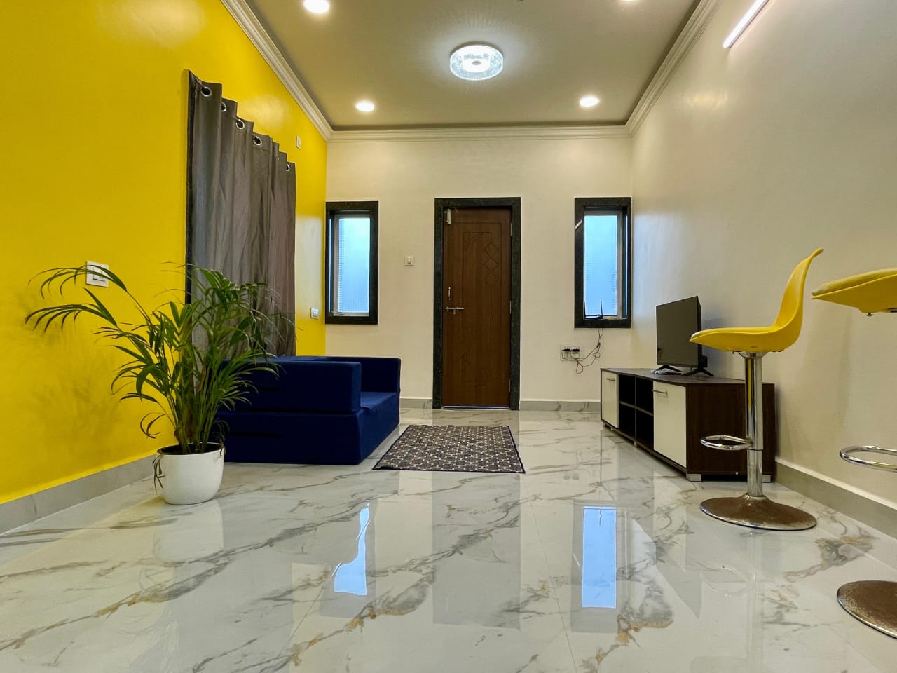 Twin Studio 5 mins to Colva Beach - Tap to explore photos