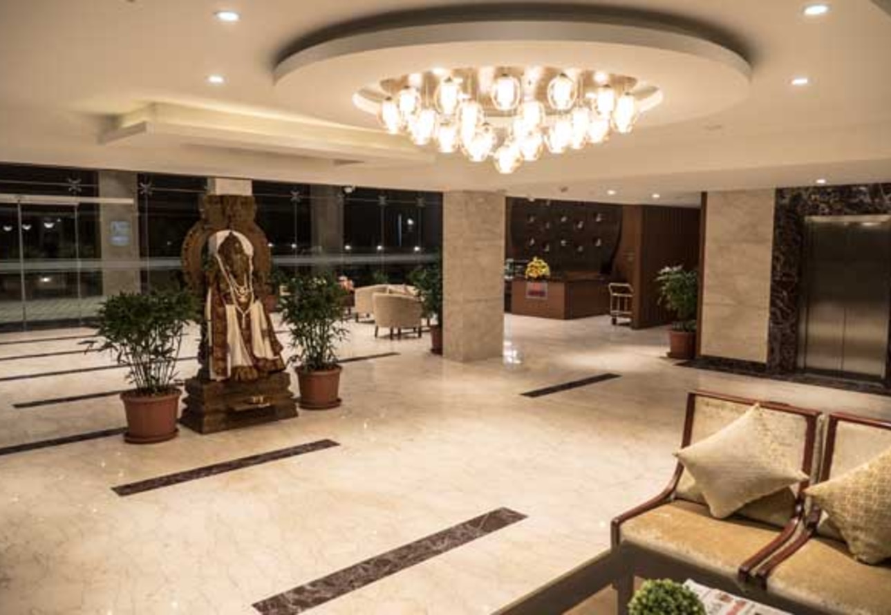 MM Legacy Kanchipuram Hotel Price, Address & Reviews