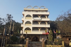 Hotel Riya Palace, Robertsganj