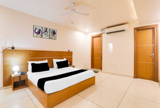 Townhouse OAK Pratham Inn