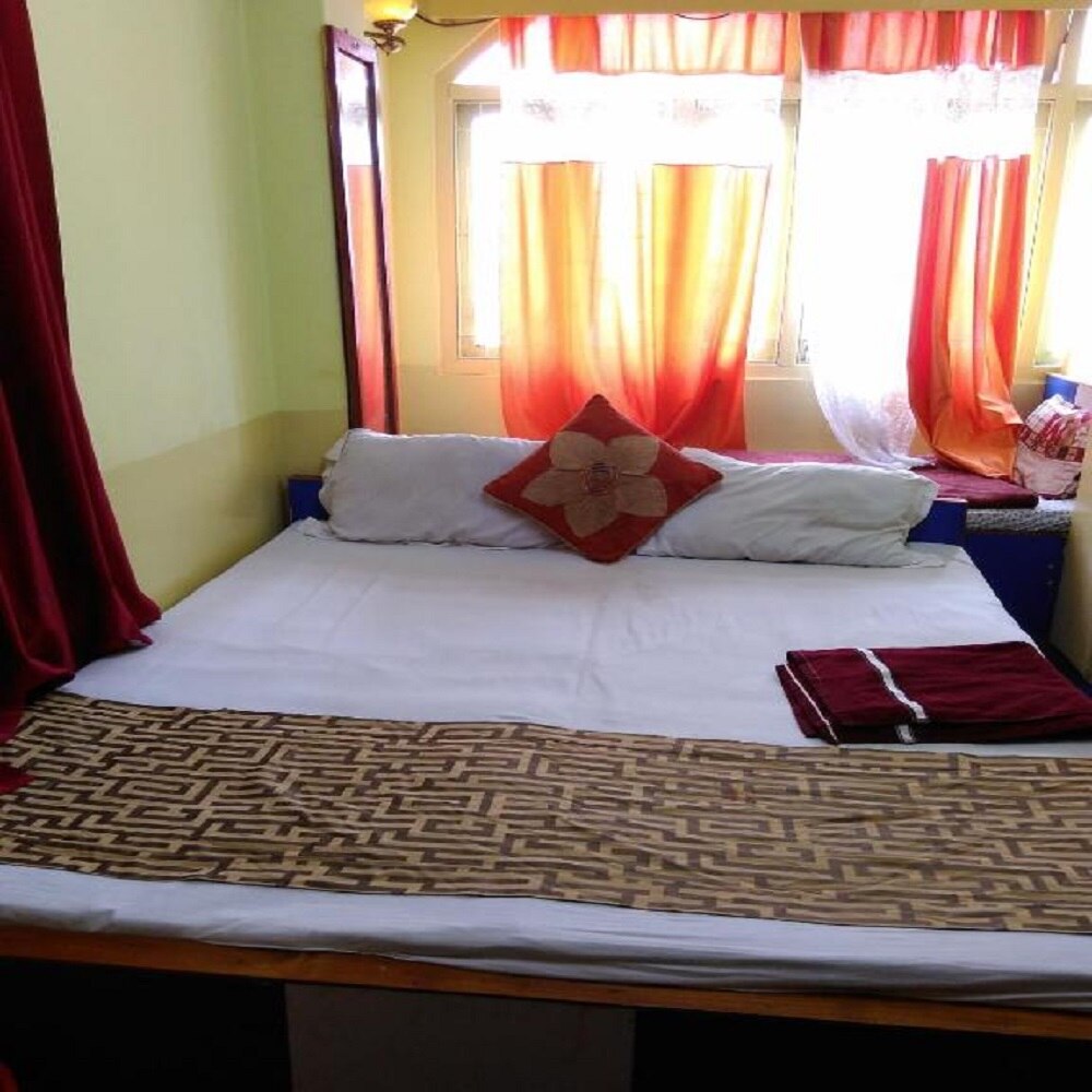 Hotel Siddharth - Tap to explore photos
