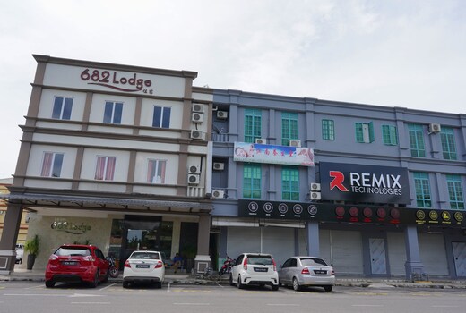 Oyo 89457 682 Lodge Bintulu Price Address Reviews