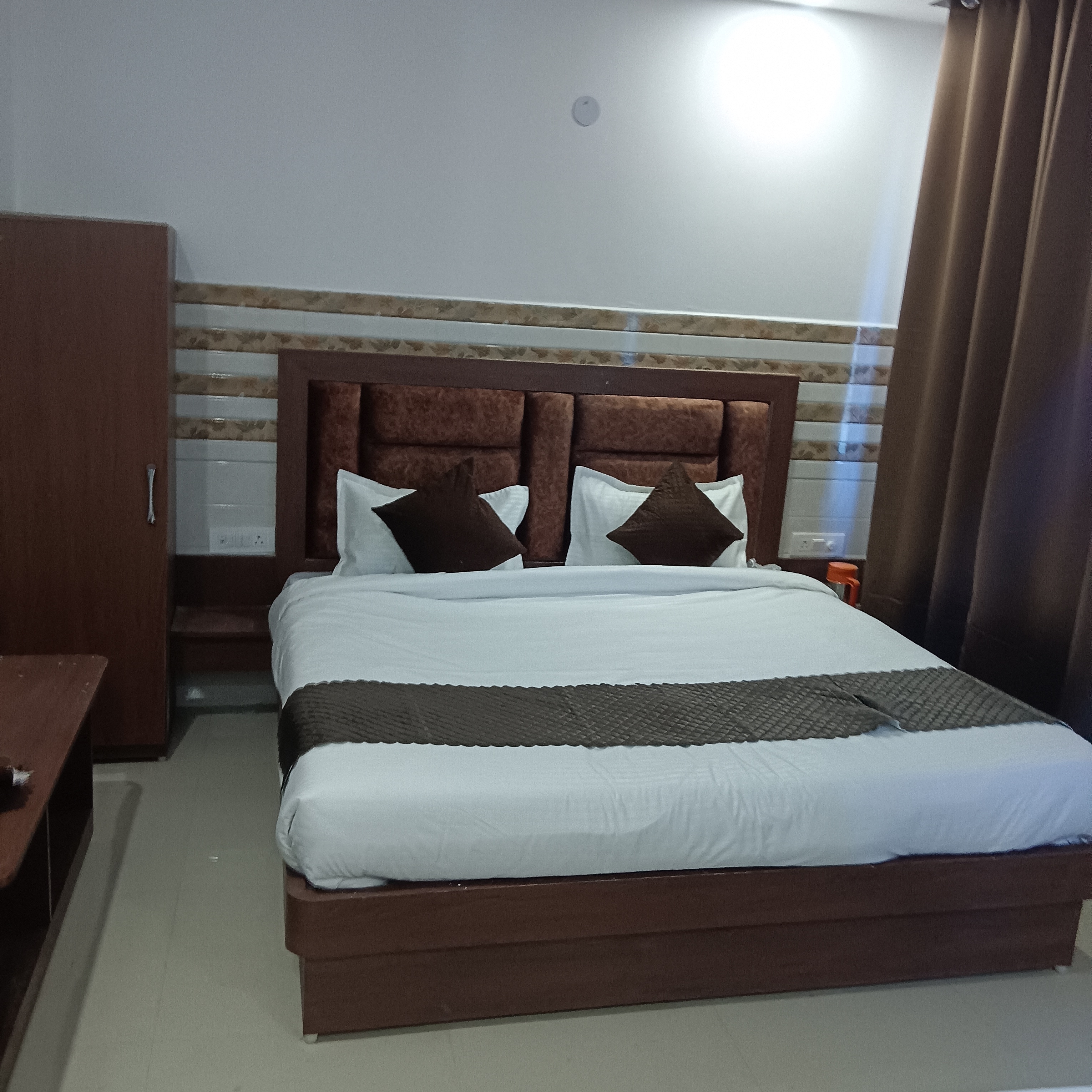 Hotel Katra Heritage - Tap to explore photos