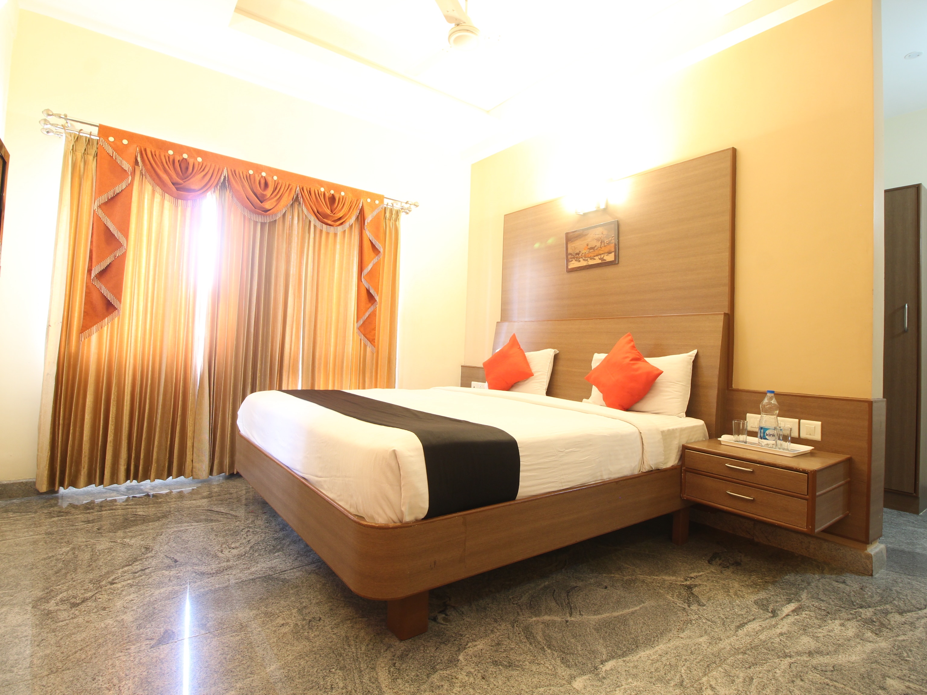 Sri Balaji Hotels - Tap to explore photos