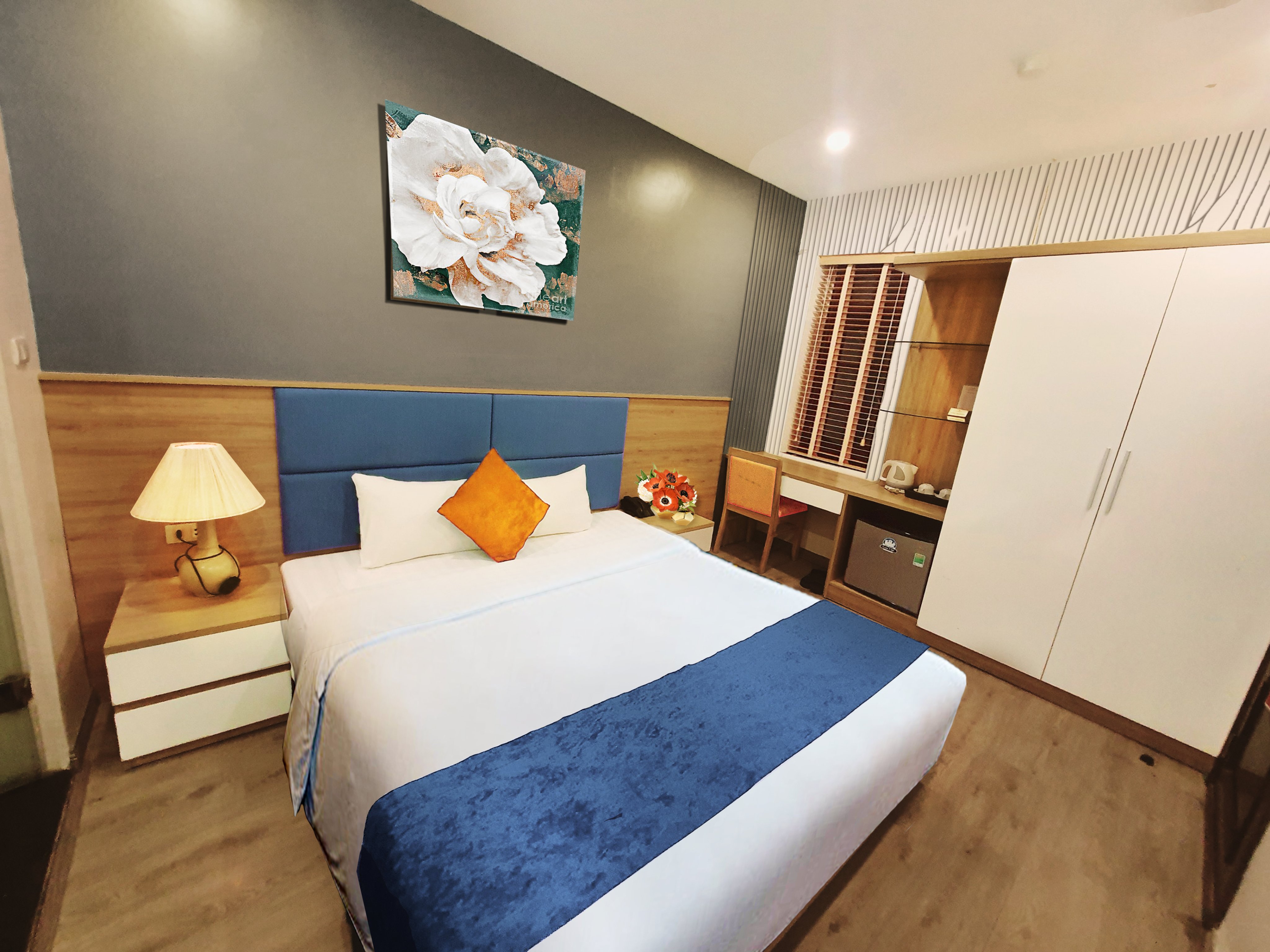 Amorita Boutique Hotel Hanoi - Tap to explore photos