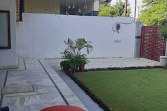 Shiv Dhaam, Lucknow