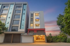 FabHotel The Buddha Residency, Patna