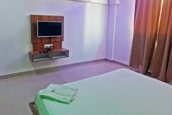 Sagayi International, Hassan