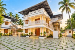 The Lawrences Aqua Stay, Cochin