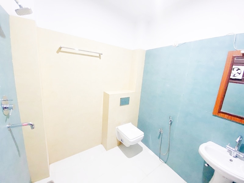 Hotel Madhav Inn - Best Hotel in Haridwar - Tap to explore photos