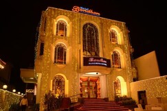 Hotel Bandhan, Lucknow
