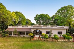 Alaya Stays MKS Farms | 3 BHK Farm Villa with Pvt Pool, Faridabad