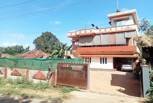 Eshwar Homestay Couple Room