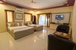Golden Ring Resort, Lonavala