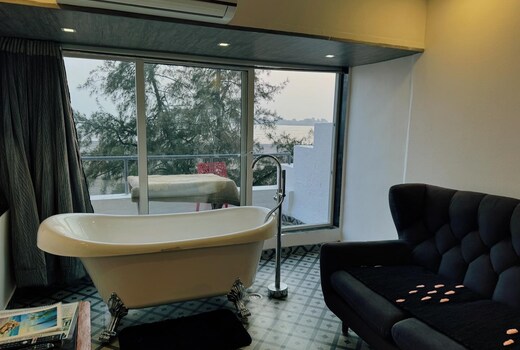 Sea View Hotel ( A beach resort - Alibaug )