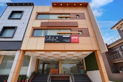 Collection O by OYO Zirakpur Bus Terminal, Mohali
