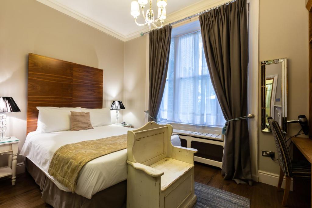 Arosfa Hotel London by Compass Hospitality - Tap to explore photos