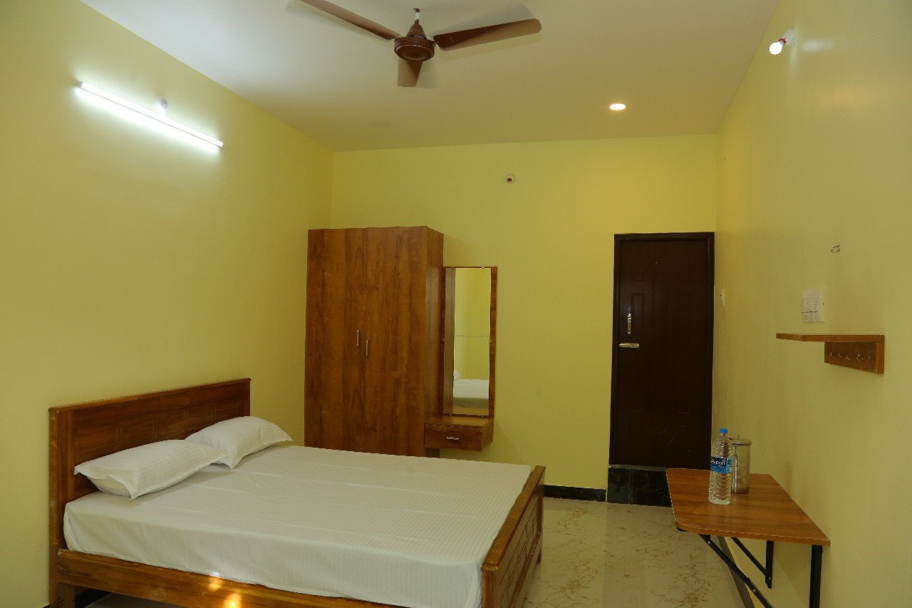 KSM MUTHRA RESIDENCY - Tap to explore photos