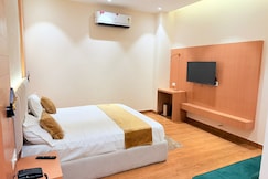 HOTEL WAVE INN, Sirsa