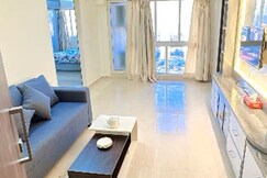 Pixistays Malad, Mumbai