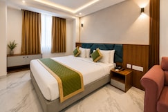 Sabu's Grand Royale- Thampanoor, Thiruvananthapuram