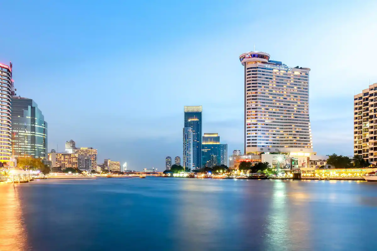 فندق ميلينيام هيلتون، بانكوك, 