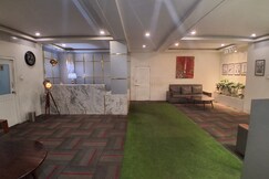 Hotel Vinayak Palace, Sikar