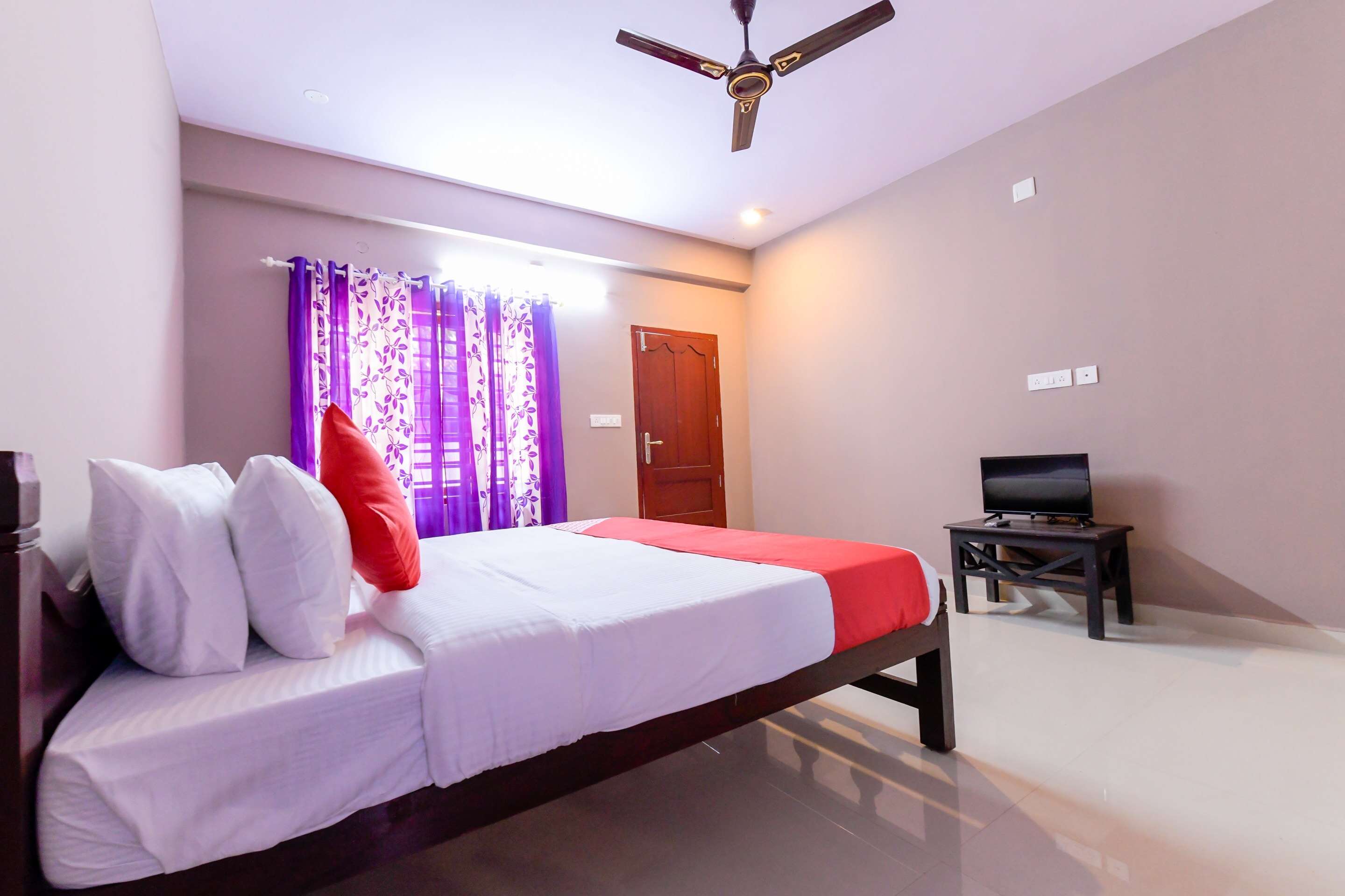 Hotel O Amare Highway Residency - Tap to explore photos