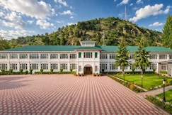 Hotel New Park  Dal Lake & Himalayan Hill View, Srinagar