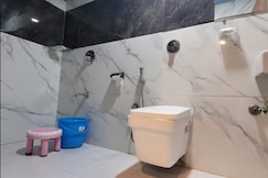 Richi Rich Hill Resort | Mount Abu Top, Mount Abu