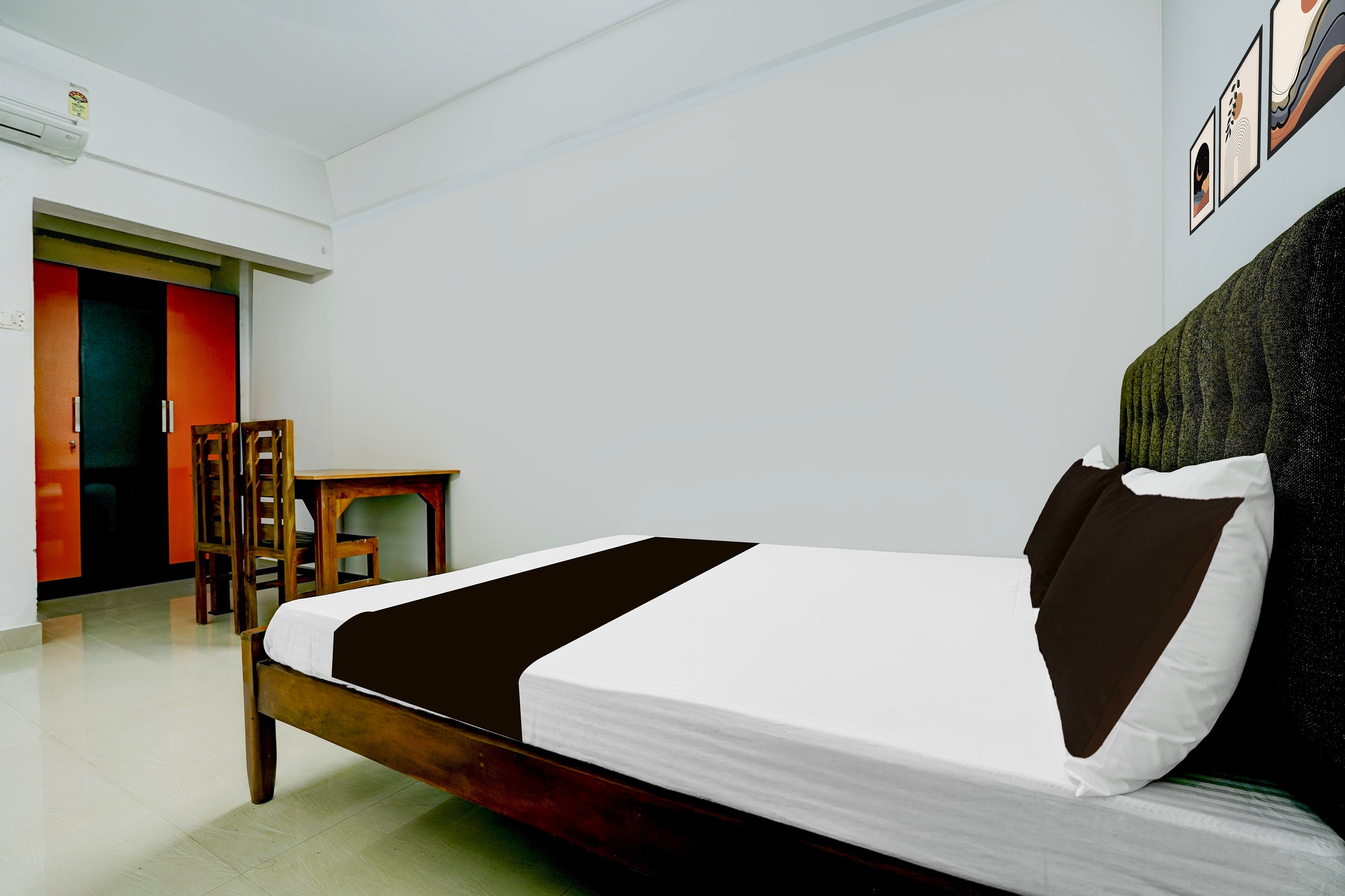 Hotel O Grand Park Residency - Tap to explore photos