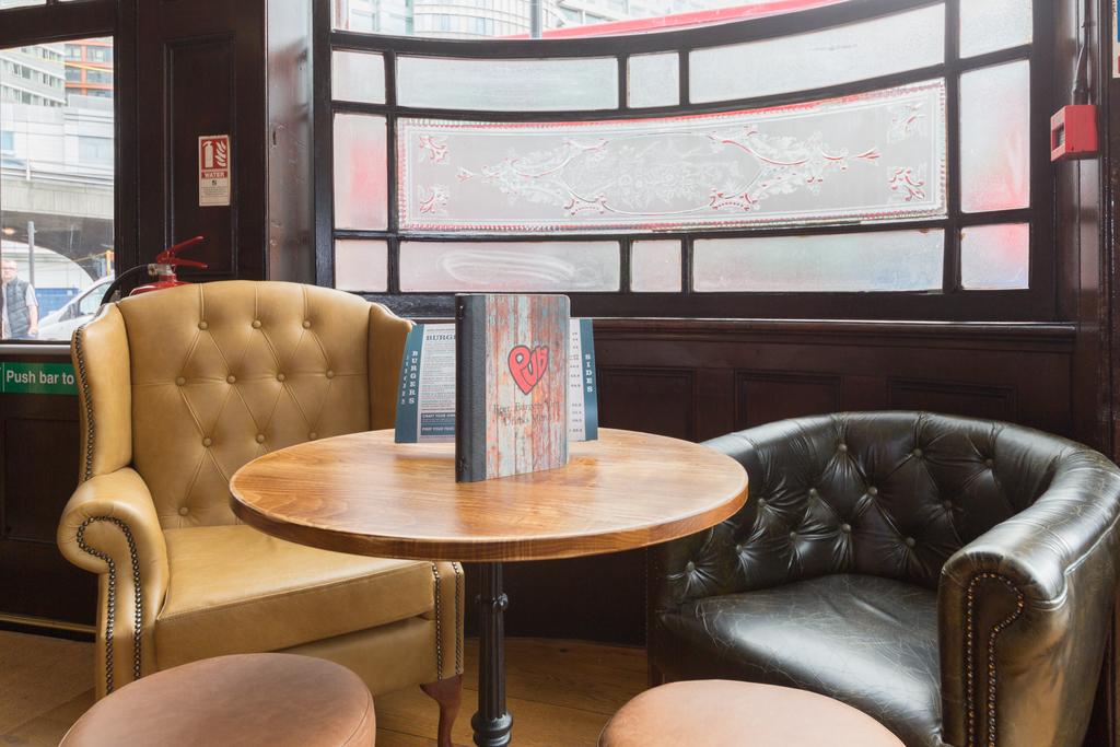 Publove The Green Man Paddington London London Hostel Price