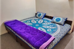 Lake Nest Cafe & Homestay , Nainital