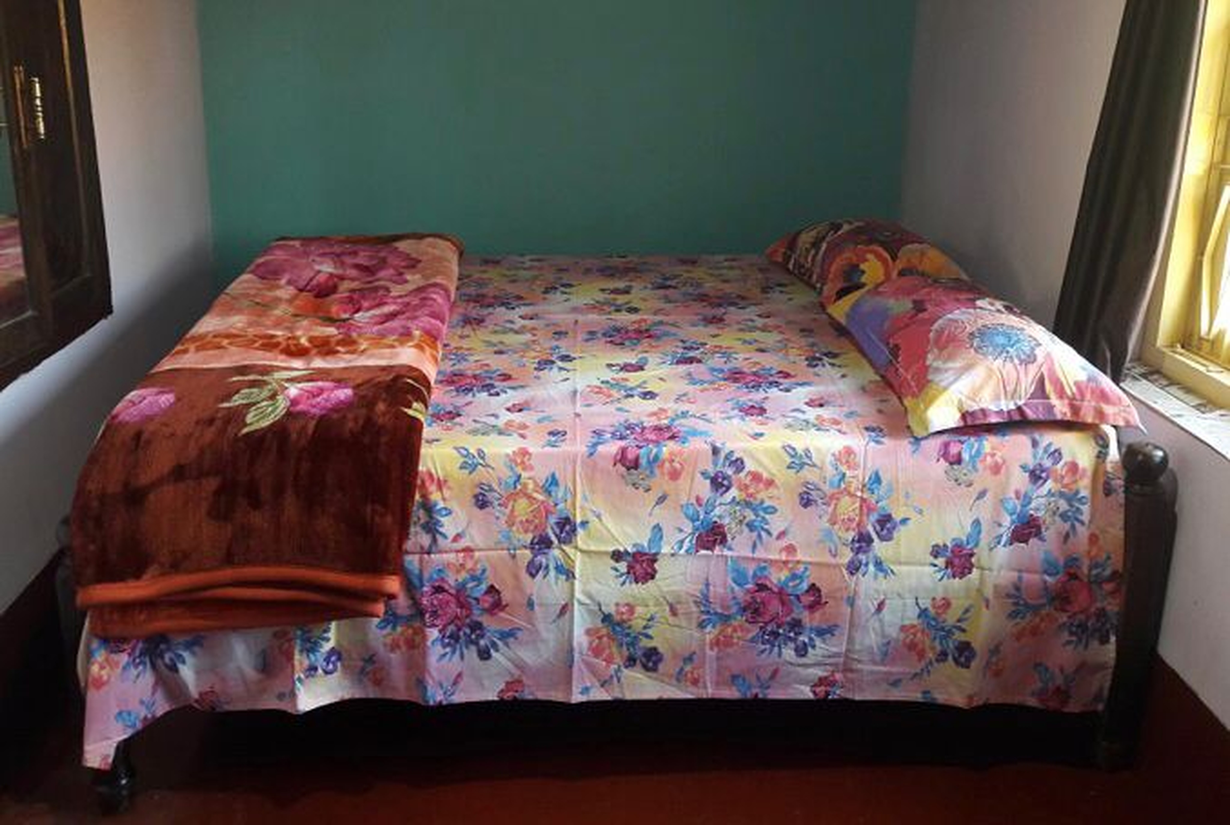 Mathrubhoomi Homestay - Tap to explore photos