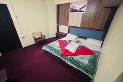 Hotel Bluestar, Nainital